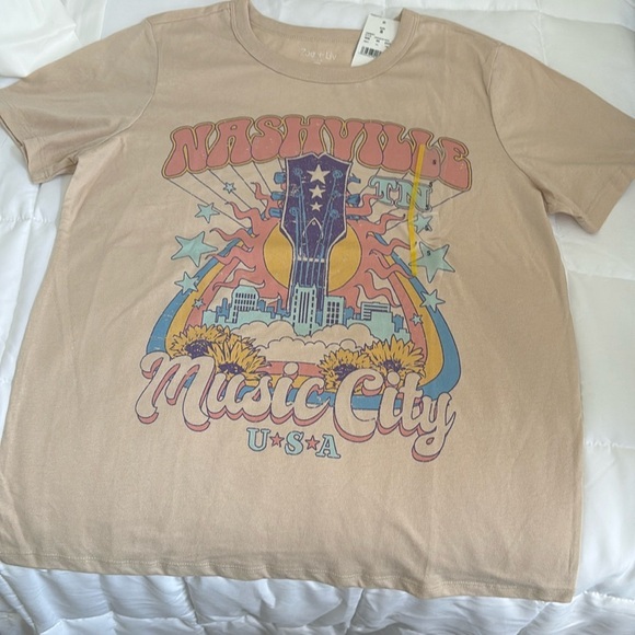 NWT NASHVILLE Zoe + Liv Tee‎ shirt unisex beige size S - Picture 2 of 4